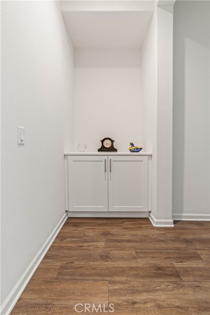 Detail Gallery Image 36 of 72 For 18696 Cedar Crest Dr, Canyon Country,  CA 91387 - 3 Beds | 2/1 Baths