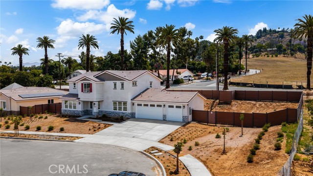 5978 Copperfield Avenue, Riverside CA: https://media.crmls.org/medias/dc184d70-7469-4141-8df2-78fa3d1b8989.jpg