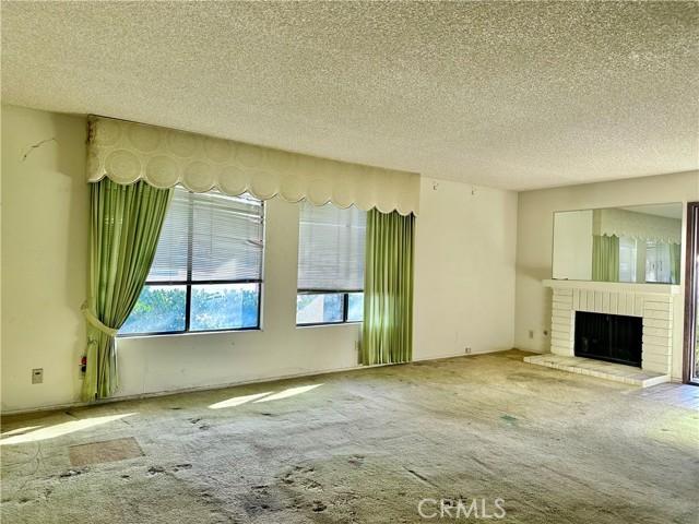 Detail Gallery Image 6 of 23 For 1224 Westmont Dr, San Pedro,  CA 90732 - 2 Beds | 2/1 Baths