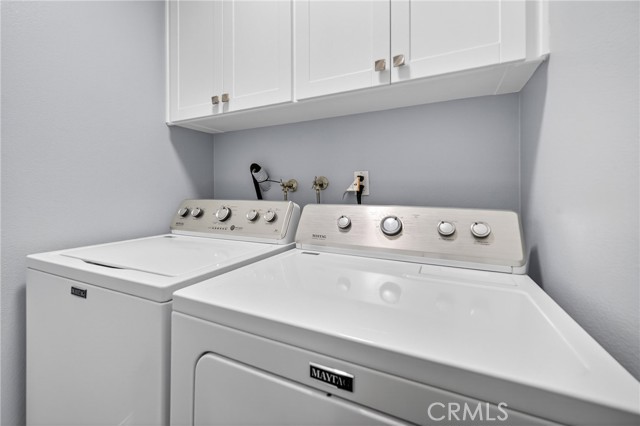 Detail Gallery Image 25 of 31 For 7046 De Celis Pl #7,  Lake Balboa,  CA 91406 - 2 Beds | 2/1 Baths