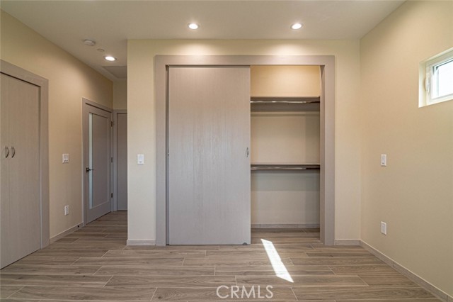 Detail Gallery Image 26 of 31 For 18750 Collins St, Tarzana,  CA 91356 - 7 Beds | 6 Baths