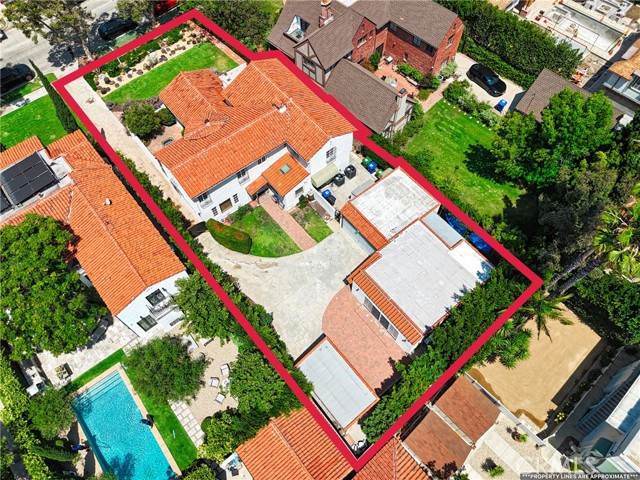 408 North McCadden Place, Los Angeles CA: https://media.crmls.org/medias/dc19f87d-3fbf-474d-84a0-e037a59196b6.jpg