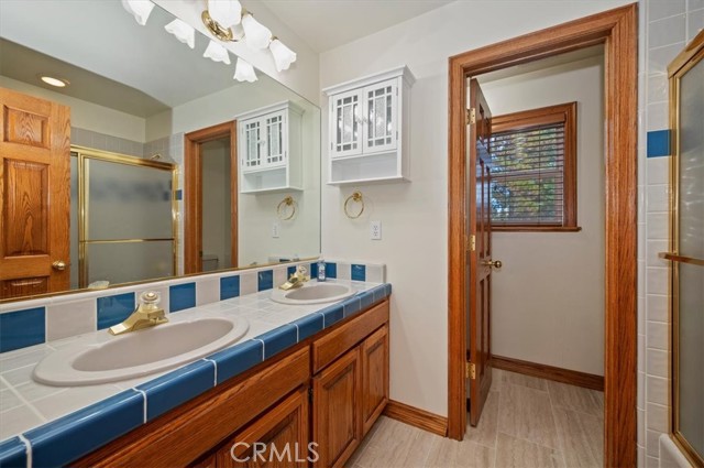 393 Brentwood, Lake Arrowhead, CA 92352