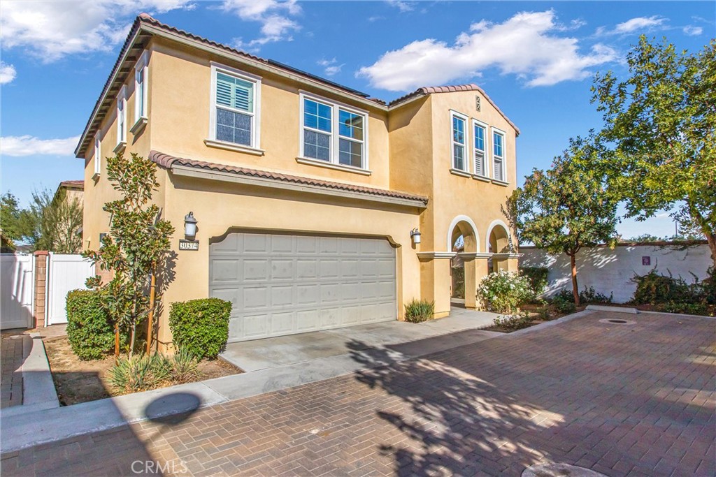 30374 Village Knoll Dr