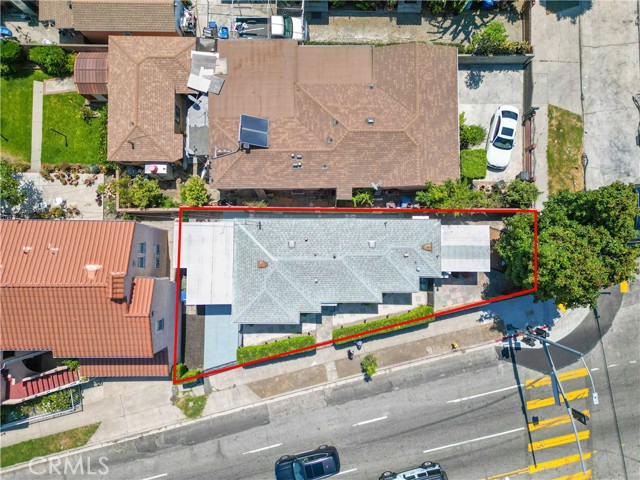 2820 La Brea Avenue, Los Angeles, California 90016, 3 Bedrooms Bedrooms, ,2 BathroomsBathrooms,Single Family Residence,For Sale,La Brea,DW24126685