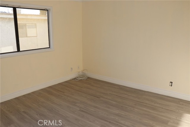 Detail Gallery Image 16 of 22 For 13243 Vanowen #5,  North Hollywood,  CA 91605 - 2 Beds | 3 Baths