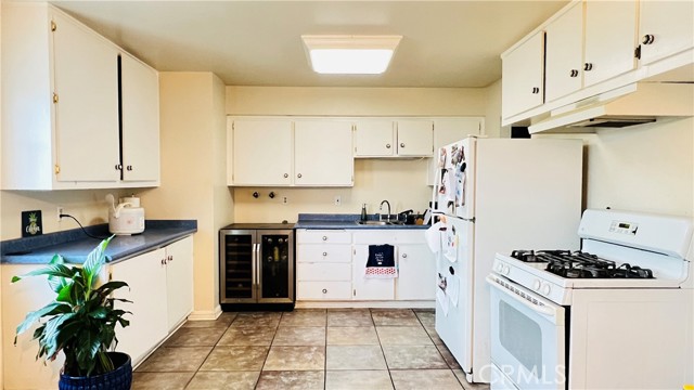 Detail Gallery Image 10 of 18 For 10029 Nancy Ave, Cherry Valley,  CA 92223 - 3 Beds | 1/1 Baths