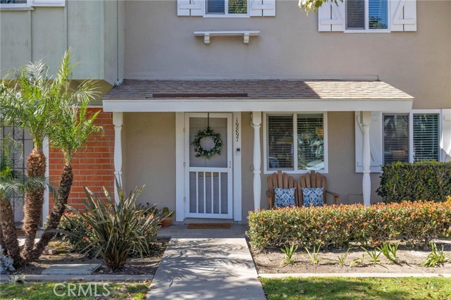 Image 3 for 19897 Derbyshire Ln, Huntington Beach, CA 92646