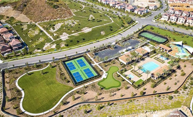 118 Oakstone, Irvine CA: https://media.crmls.org/medias/dc1debd8-8157-4e33-bbe1-bc261b854aea.jpg