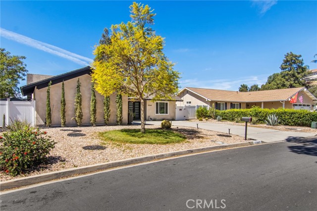 Detail Gallery Image 3 of 46 For 42665 San Julian Pl, Temecula,  CA 92592 - 4 Beds | 2 Baths