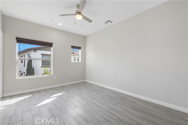 Detail Gallery Image 28 of 34 For 1450 W 11th St, Pomona,  CA 91766 - 4 Beds | 2/1 Baths