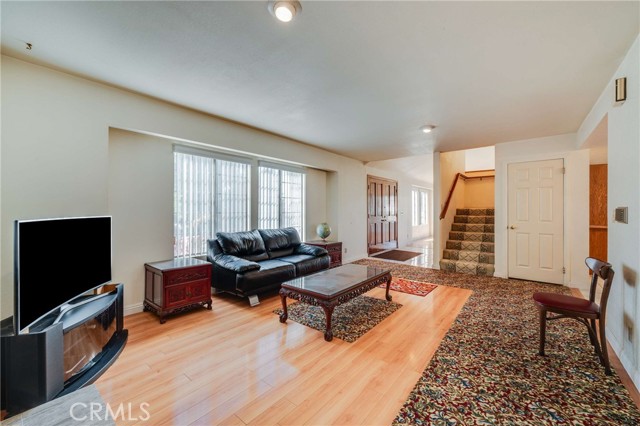 Detail Gallery Image 6 of 37 For 1176 W Mabel, Monterey Park,  CA 91754 - 4 Beds | 3 Baths