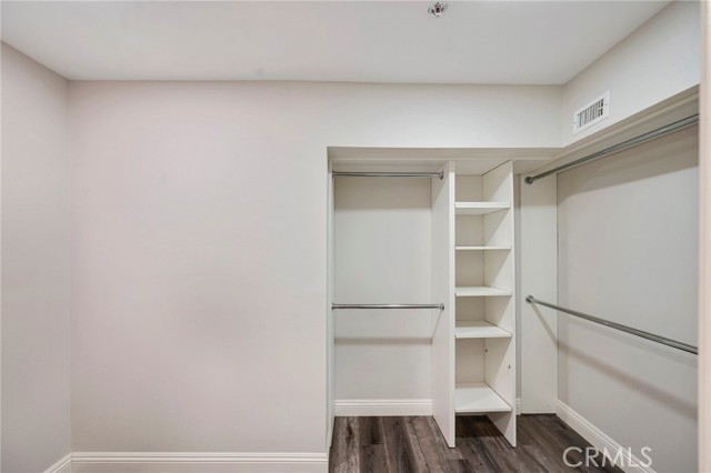 Detail Gallery Image 18 of 31 For 1801 E Katella Ave #4157,  Anaheim,  CA 92805 - 1 Beds | 1/1 Baths