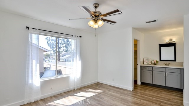 Detail Gallery Image 29 of 48 For 3041 S Sycamore St #C,  Santa Ana,  CA 92707 - 3 Beds | 1/1 Baths