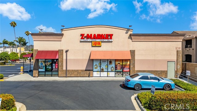 3200 Mission Avenue, Oceanside CA: https://media.crmls.org/medias/dc21bd0b-1d91-4dac-8c7b-a8e635aeade5.jpg