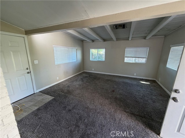 Detail Gallery Image 5 of 17 For 20252 Archwood St, Winnetka,  CA 91306 - 3 Beds | 2 Baths