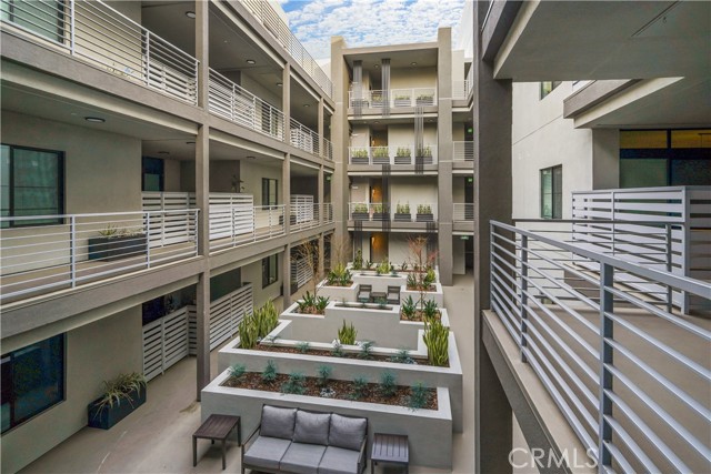 Detail Gallery Image 31 of 38 For 178 S Euclid Ave #412,  Pasadena,  CA 91101 - 1 Beds | 1 Baths