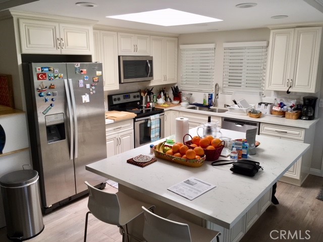 Detail Gallery Image 5 of 12 For 897 Ronda Sevilla #O,  Laguna Woods,  CA 92637 - 2 Beds | 2 Baths