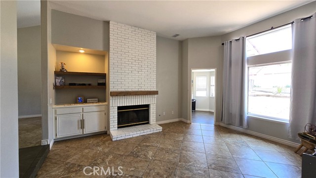 1822 Glover Street, Redlands CA: https://media.crmls.org/medias/dc24c7a7-52b8-46af-aac4-90604e891ce5.jpg