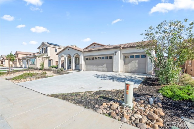 Detail Gallery Image 3 of 59 For 26616 Baneberry Ct, Menifee,  CA 92585 - 4 Beds | 3 Baths