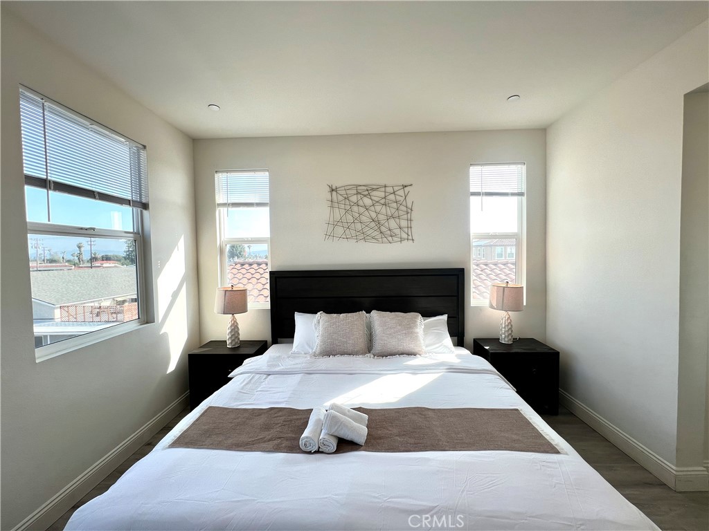 MLS #OC25256644 image #34