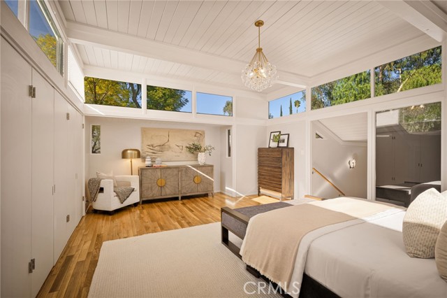 Detail Gallery Image 19 of 51 For 4750 Poe Ave, Woodland Hills,  CA 91364 - 4 Beds | 4 Baths