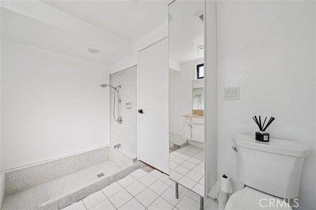 Detail Gallery Image 24 of 31 For 15937 Londelius St, North Hills,  CA 91343 - 3 Beds | 3 Baths