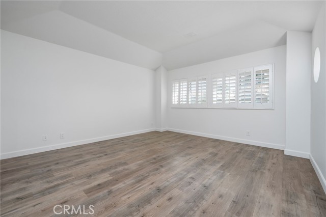 3 Toscany, Irvine CA: https://media.crmls.org/medias/dc25dcd0-355c-4a35-9435-b65a2212a279.jpg