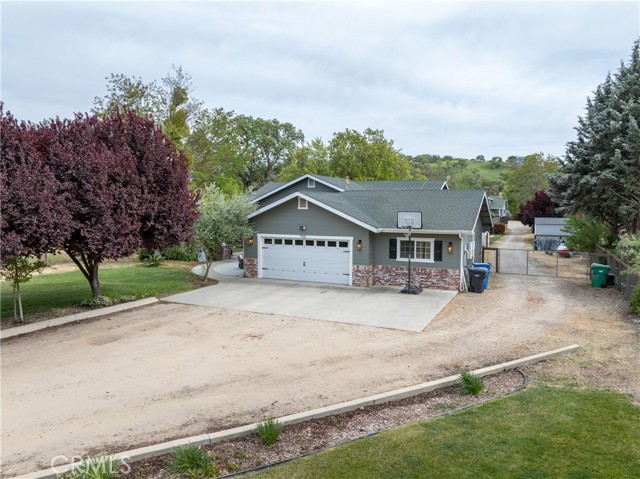 Detail Gallery Image 61 of 65 For 7915 Whispering Trails Pl, Paso Robles,  CA 93446 - 4 Beds | 2 Baths