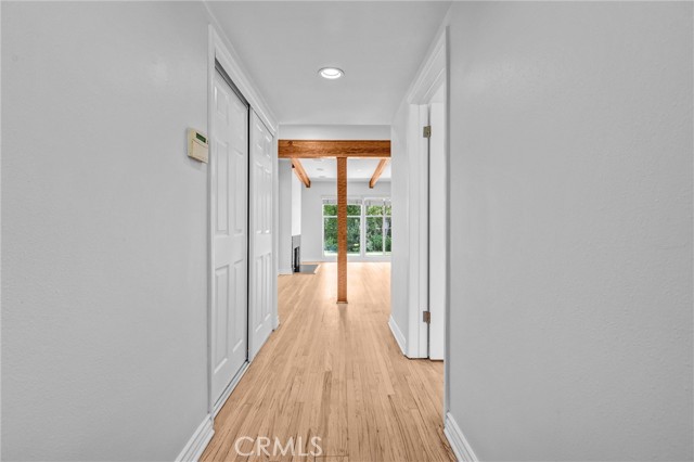 6106 Wilkinson Avenue photo 7
