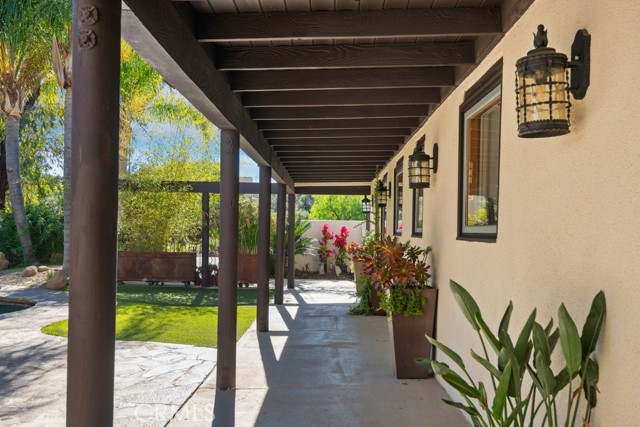 Detail Gallery Image 6 of 66 For 19250 Corte Palabras, Murrieta,  CA 92562 - 4 Beds | 3 Baths