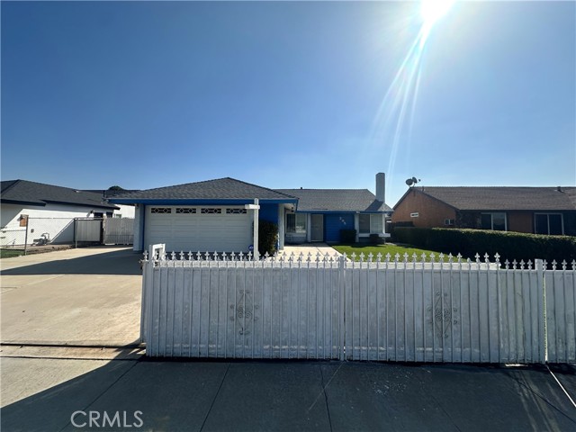 295 N Lancewood Ave, Rialto, CA 92376