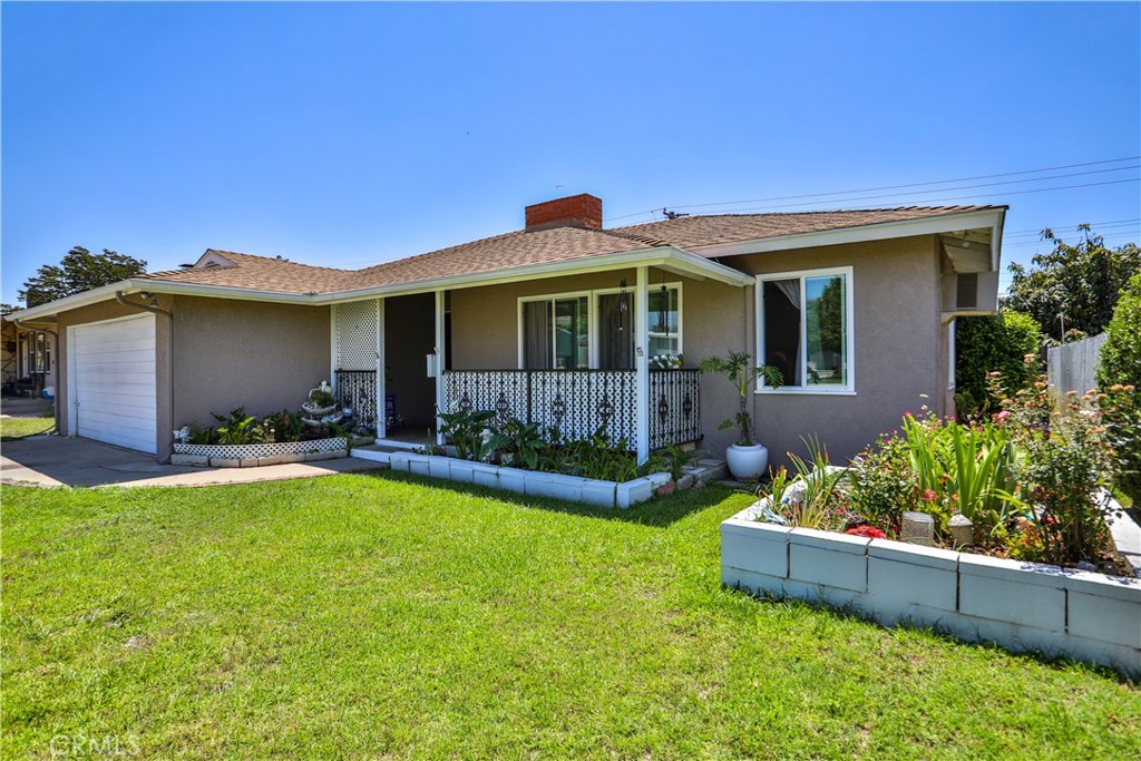 1706 James Place