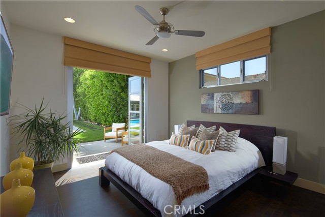 Detail Gallery Image 10 of 30 For 361 22nd St, Costa Mesa,  CA 92627 - 5 Beds | 5/4 Baths