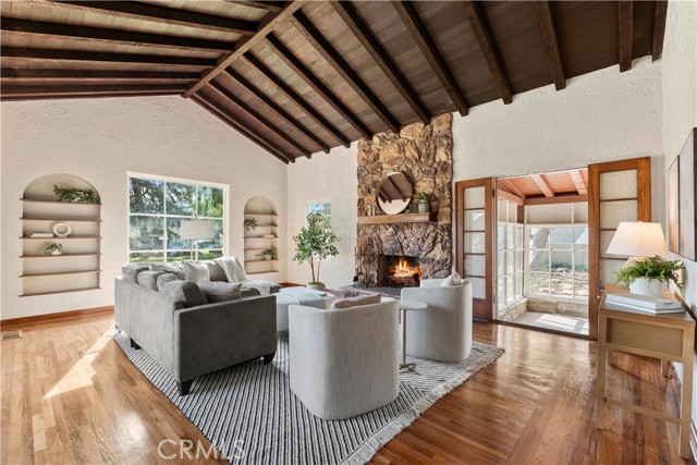 Detail Gallery Image 8 of 56 For 340 W 29th St, San Bernardino,  CA 92405 - 4 Beds | 3 Baths