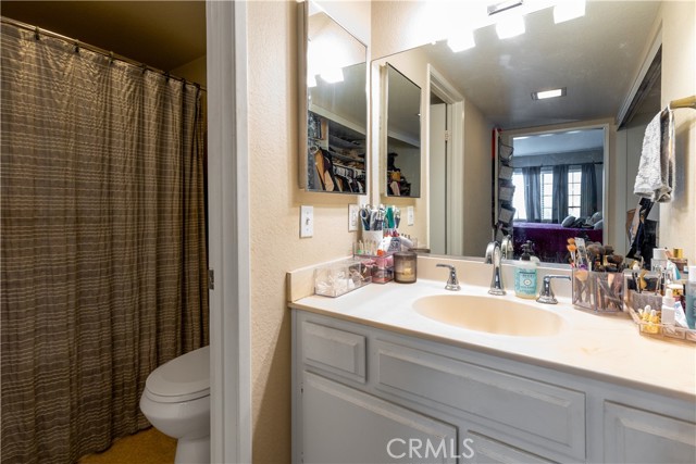 Detail Gallery Image 13 of 26 For 770 E San Bernardino Rd #1,  Covina,  CA 91723 - 2 Beds | 2 Baths