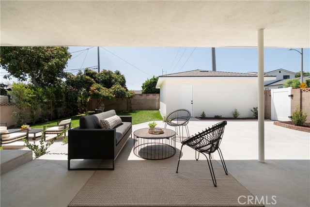 3 Bed Home for Sale in Hawthorne, California