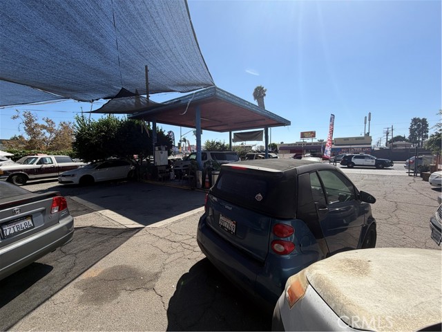 Commercial for Sale in Compton, California