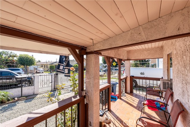 Detail Gallery Image 5 of 15 For 811 S Gage Ave, Los Angeles,  CA 90023 - – Beds | – Baths