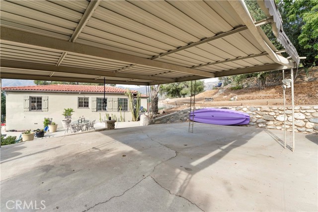 Large carport.