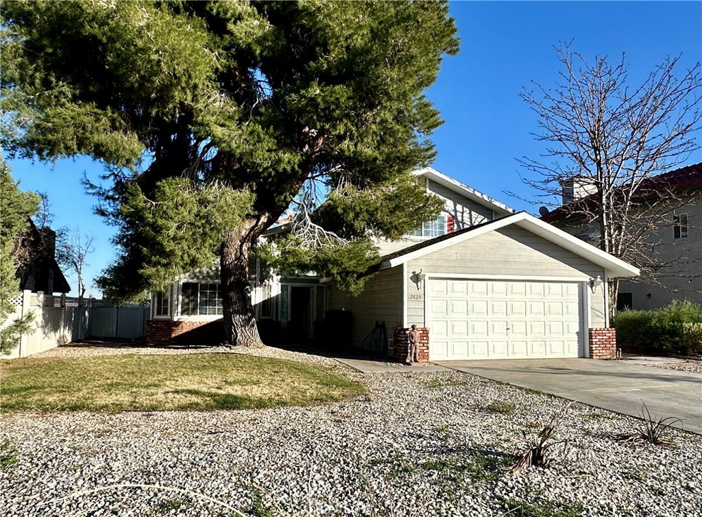 12825 Amberwood Lane