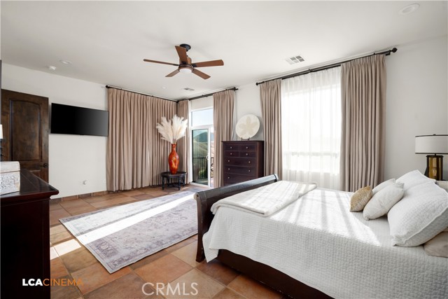 Detail Gallery Image 22 of 54 For 15001 Colonia De Las Rosas, Bakersfield,  CA 93306 - 4 Beds | 3/1 Baths