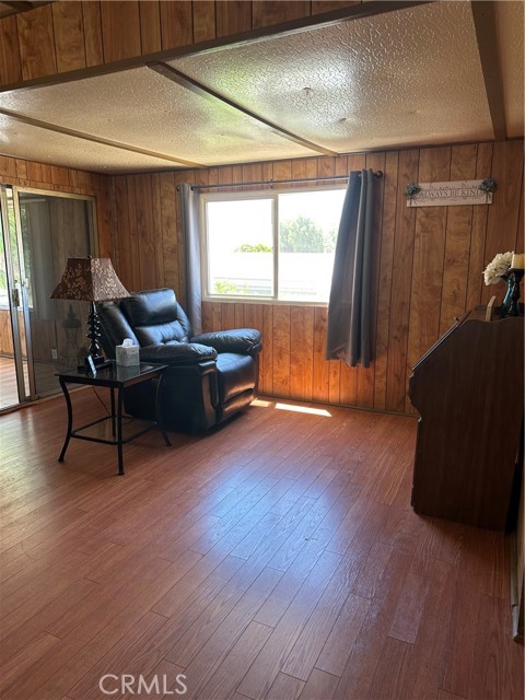 Image 14 of 45 For 721 Sunset Avenue 17