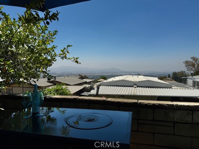 4040 Piedmont Drive, Highland CA: https://media.crmls.org/medias/dc2c20ad-8bbd-4e64-b869-862296dd3c97.jpg