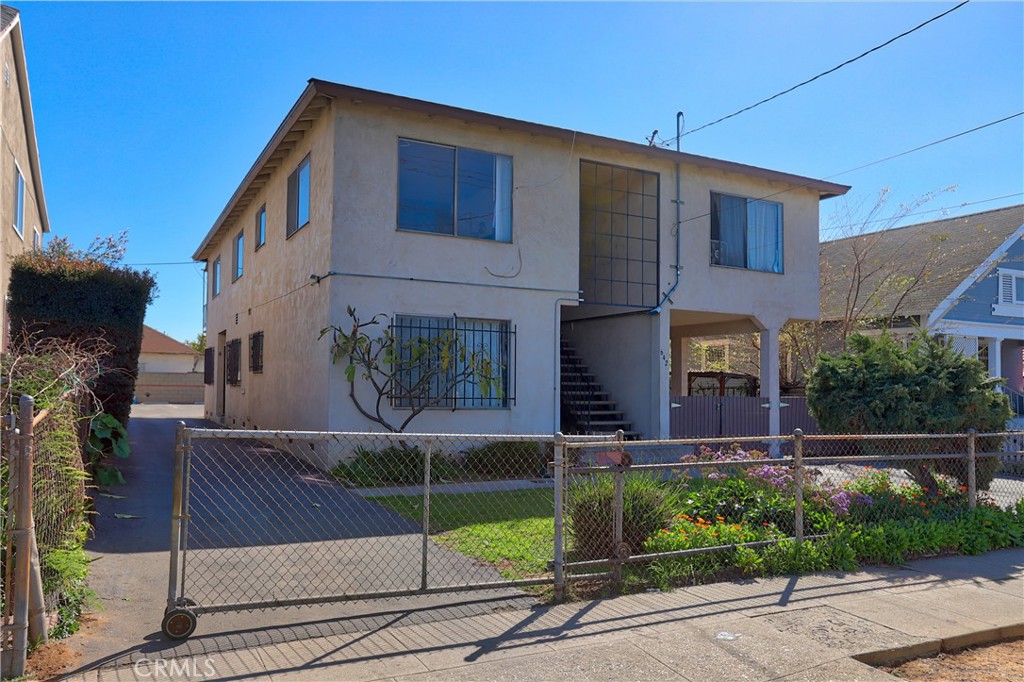 642 Euclid Avenue, East Los Angeles, CA 90023