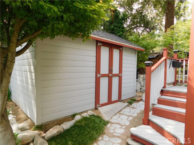 36976 SYCAMORE Drive, Mountain Home Village CA: https://media.crmls.org/medias/dc2c5e24-fb03-4cd3-aa1f-fb3b54432451.jpg