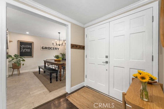 3650 Claremore Avenue, Long Beach CA: https://media.crmls.org/medias/dc2c7273-2406-49c3-9f12-b3ccfd025ffb.jpg
