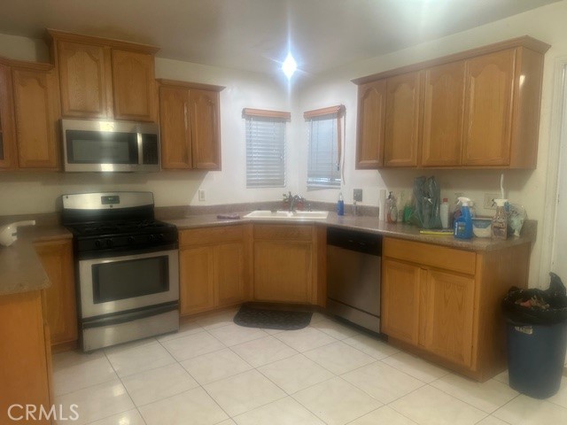 Detail Gallery Image 7 of 9 For 641 W 48th, San Bernardino,  CA 92407 - 3 Beds | 1 Baths