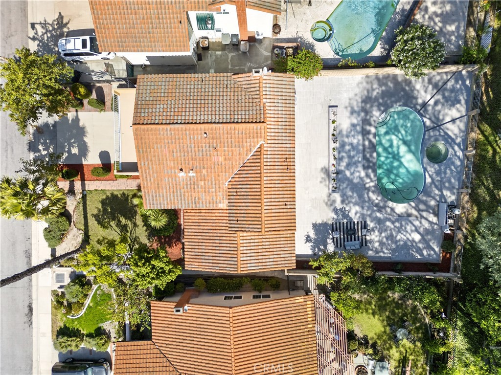 https://media.crmls.org/medias/dc2d845b-a2d1-4d5c-aa3d-e05744619635.jpg?preset=X-Large