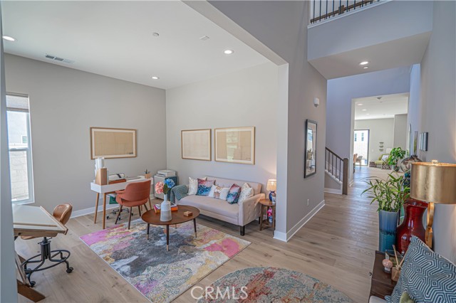 27871 Screenplay Place, Valencia CA: https://media.crmls.org/medias/dc2d97a8-dfe0-4372-9d5f-a1e4d0348295.jpg